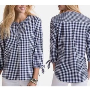 Vineyard vines navy and white gingham top.EUC